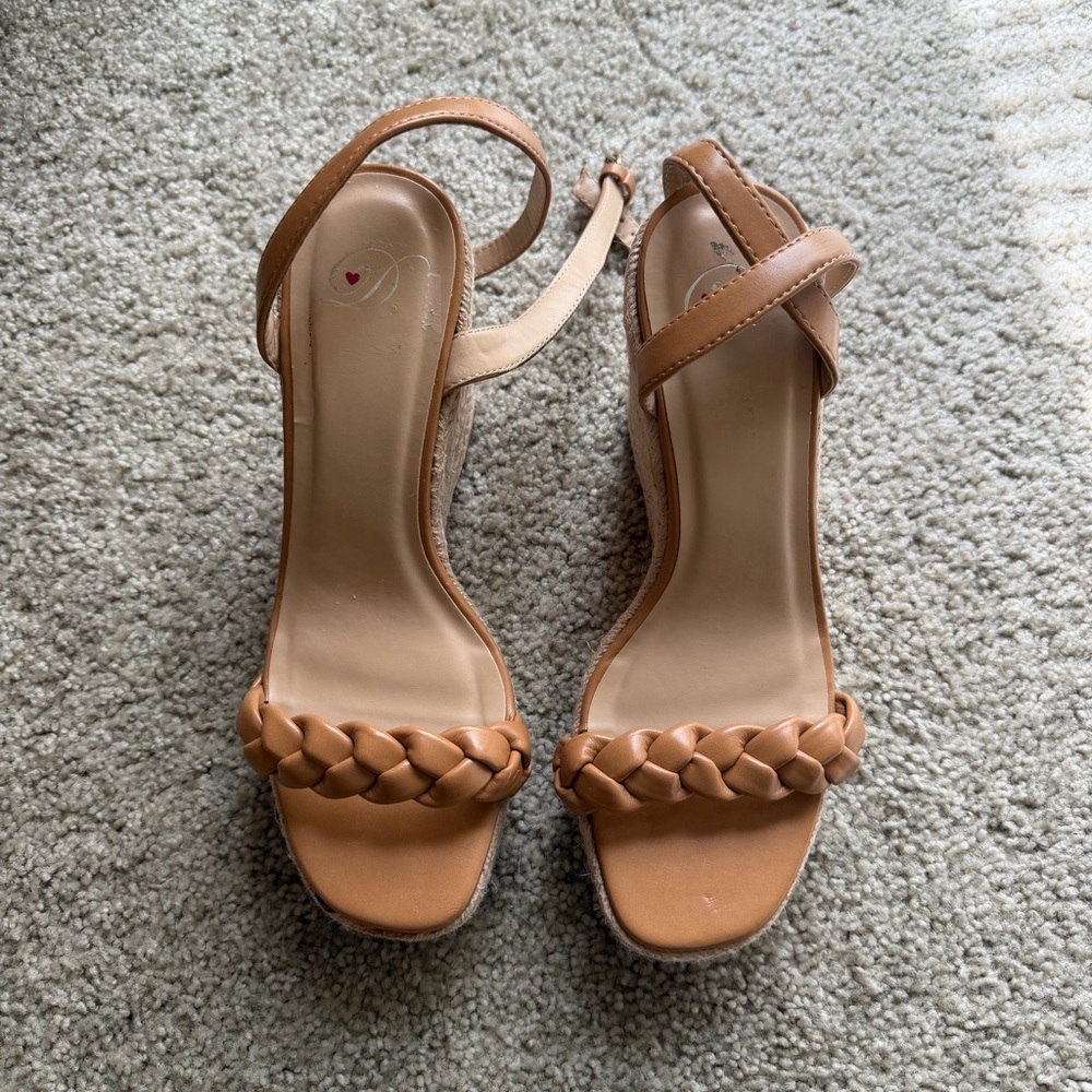 Wedge Sandals Tan With Braided Strap